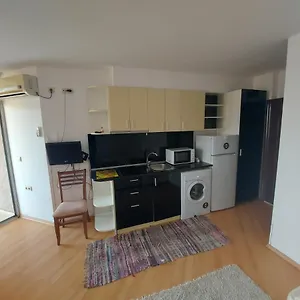  Apartment & Perla
