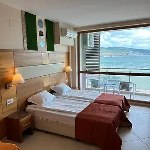 Briz - Section B Hotel