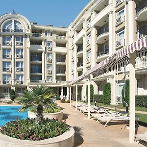Rena Aparthotel