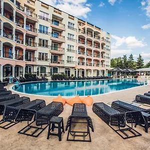 Avenue Deluxe Sunny Beach
