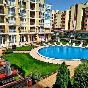  Apartment Flores Park